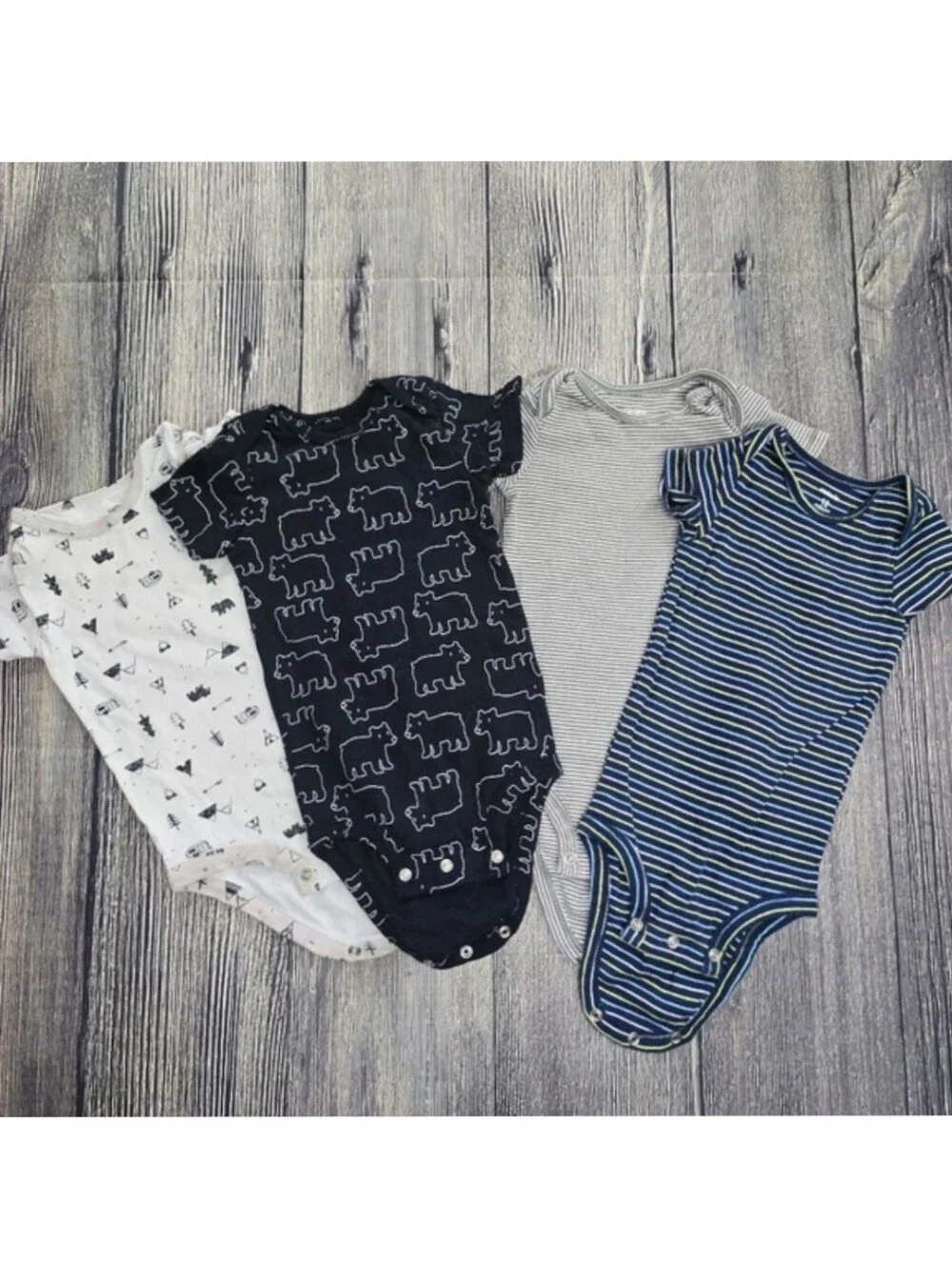 Carter's Set of 4 12 Month Baby Onesies Bundle